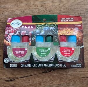Limited Edition FEBREZE Plug (Cranberry Pine Cinnamon Apple) Refill Variety Pack